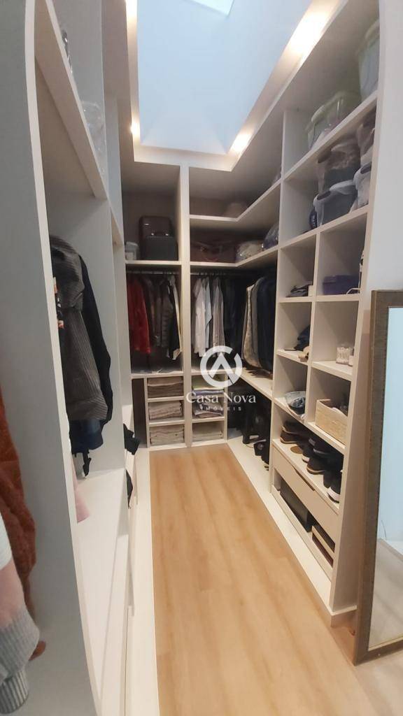 Casa à venda com 3 quartos, 320m² - Foto 31