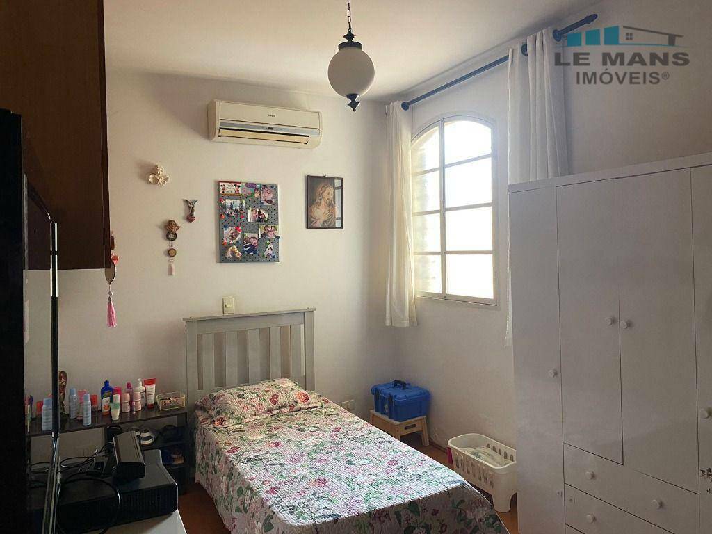 Casa à venda com 3 quartos, 116m² - Foto 19