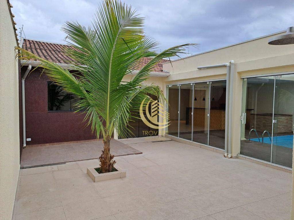 Casa à venda com 4 quartos, 340m² - Foto 27