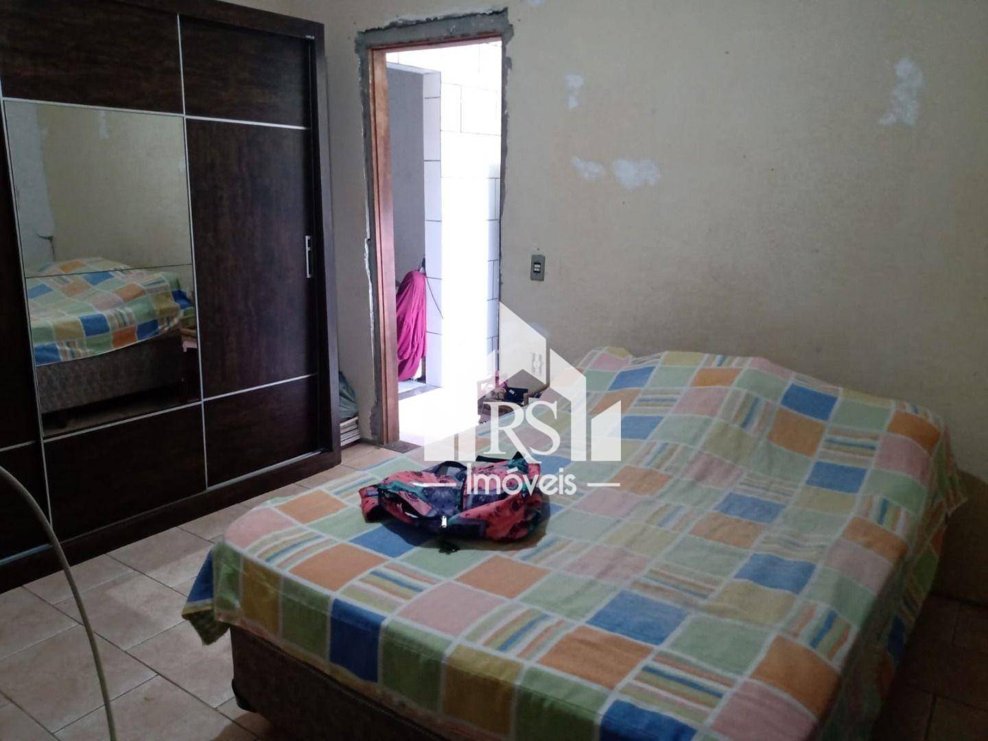 Casa à venda com 4 quartos, 1m² - Foto 5