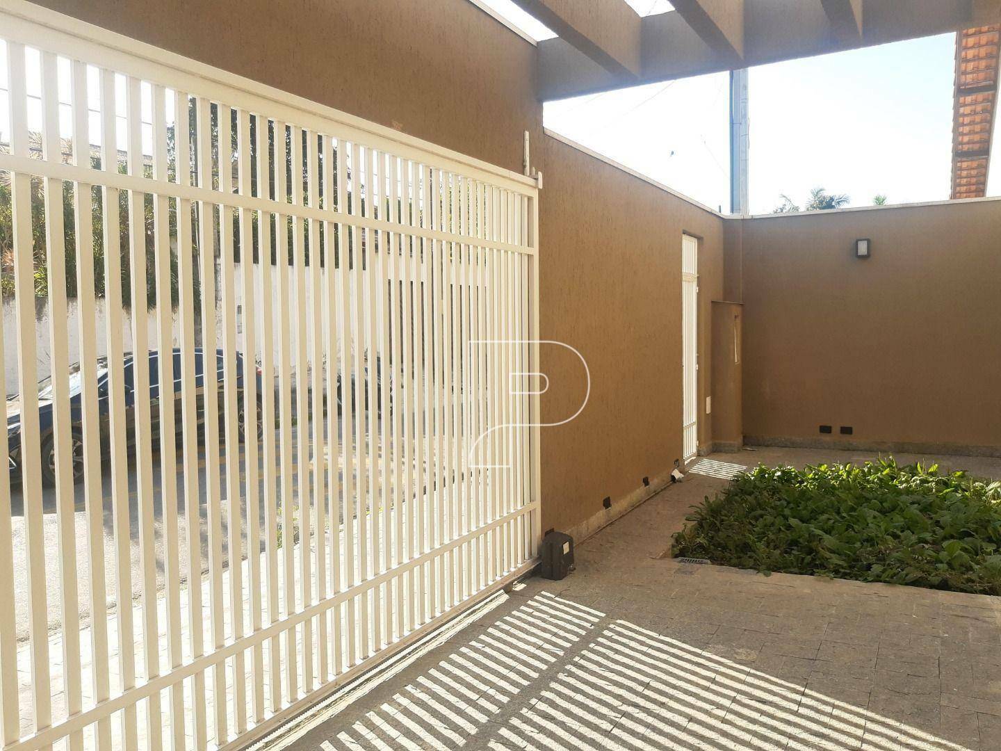 Casa à venda com 3 quartos, 200m² - Foto 24