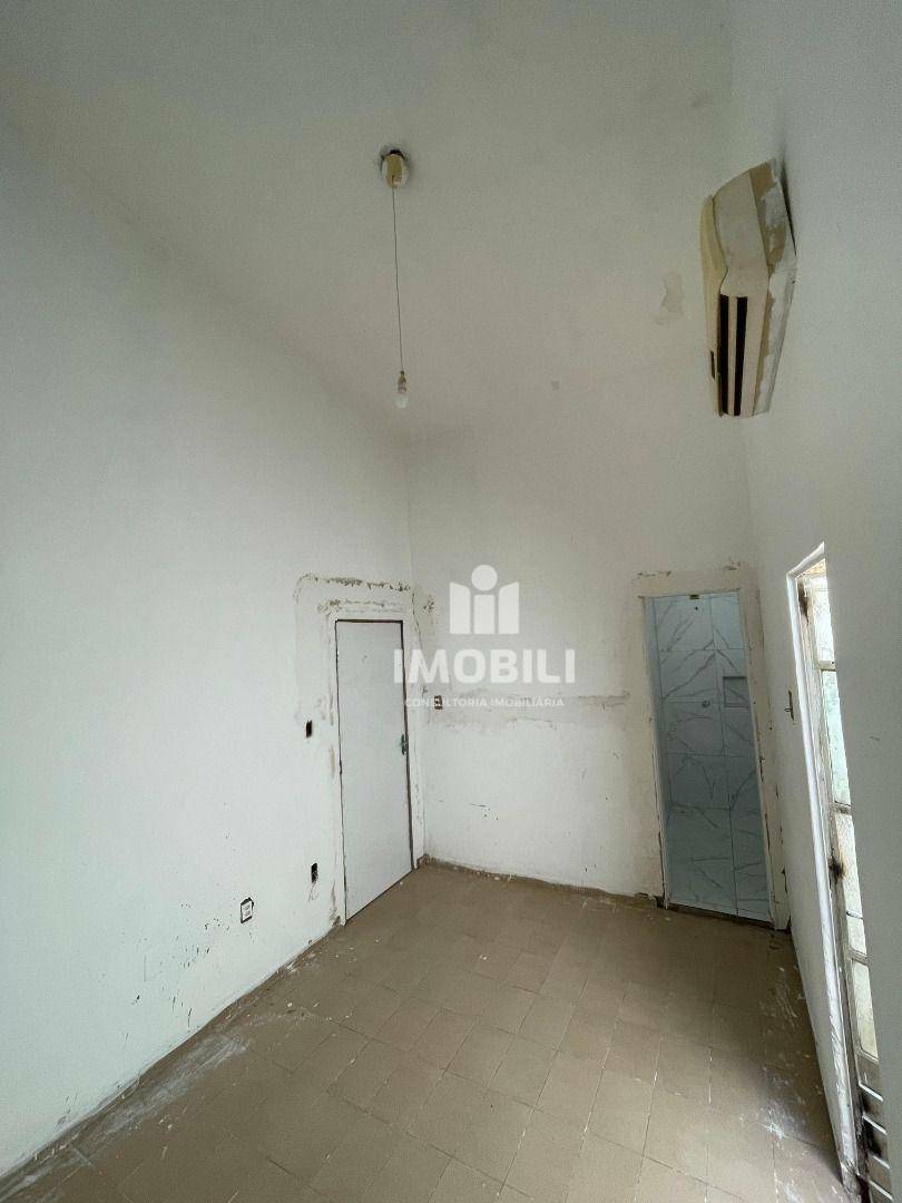 Casa à venda com 3 quartos, 130m² - Foto 7
