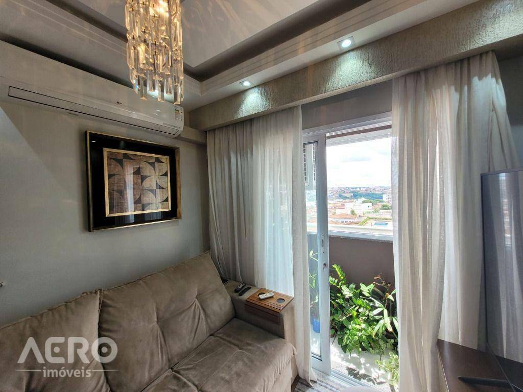 Apartamento à venda com 2 quartos, 55m² - Foto 17