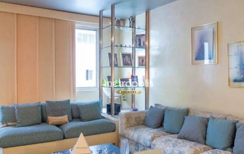 Apartamento à venda com 4 quartos, 212m² - Foto 3