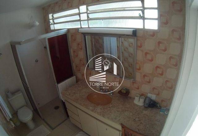 Casa à venda com 4 quartos, 212M2 - Foto 12