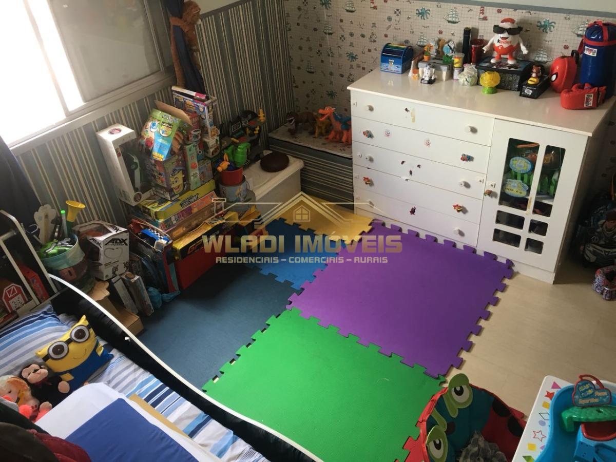 Apartamento à venda com 3 quartos, 177m² - Foto 15