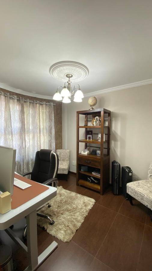 Casa de Condomínio à venda com 3 quartos, 360m² - Foto 18