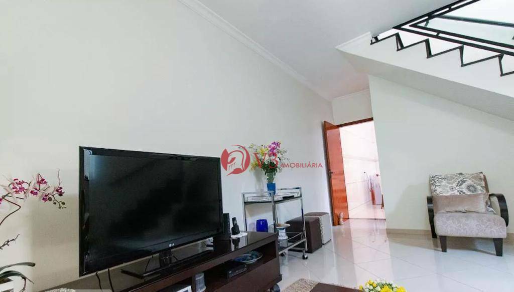 Sobrado à venda com 3 quartos, 210m² - Foto 9