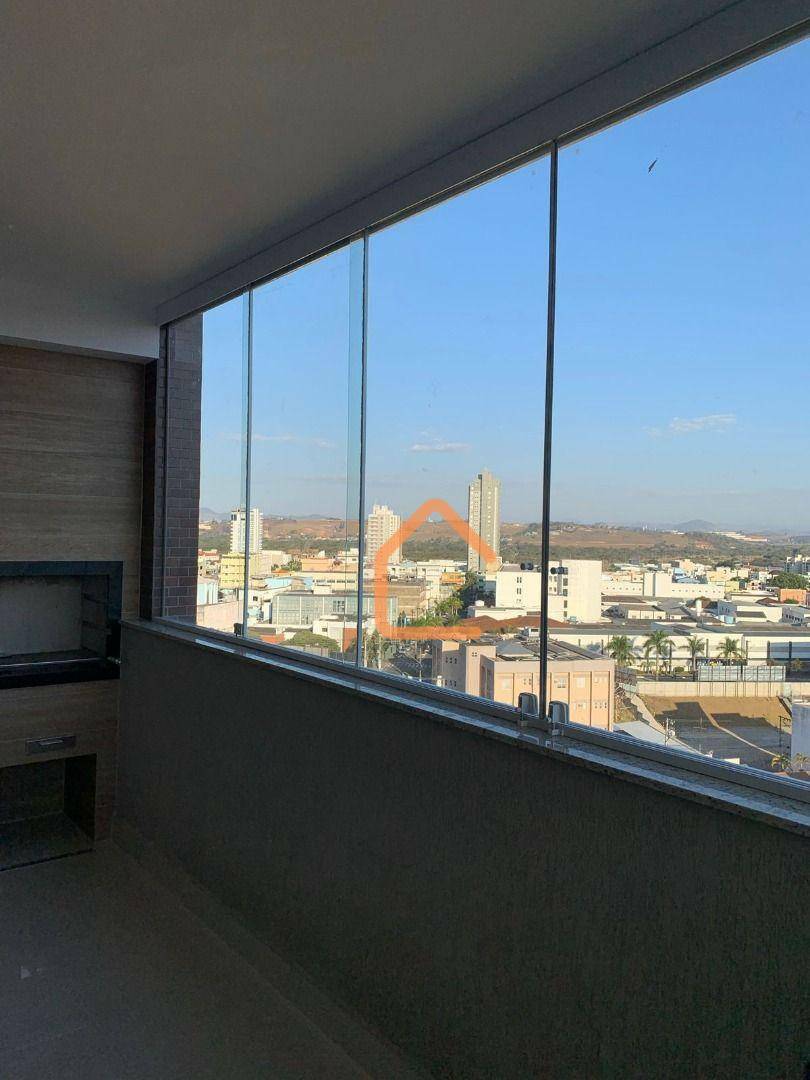 Apartamento à venda com 3 quartos, 120m² - Foto 17