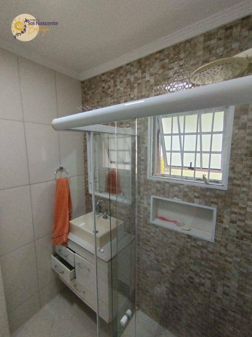 Casa à venda com 4 quartos, 180m² - Foto 29