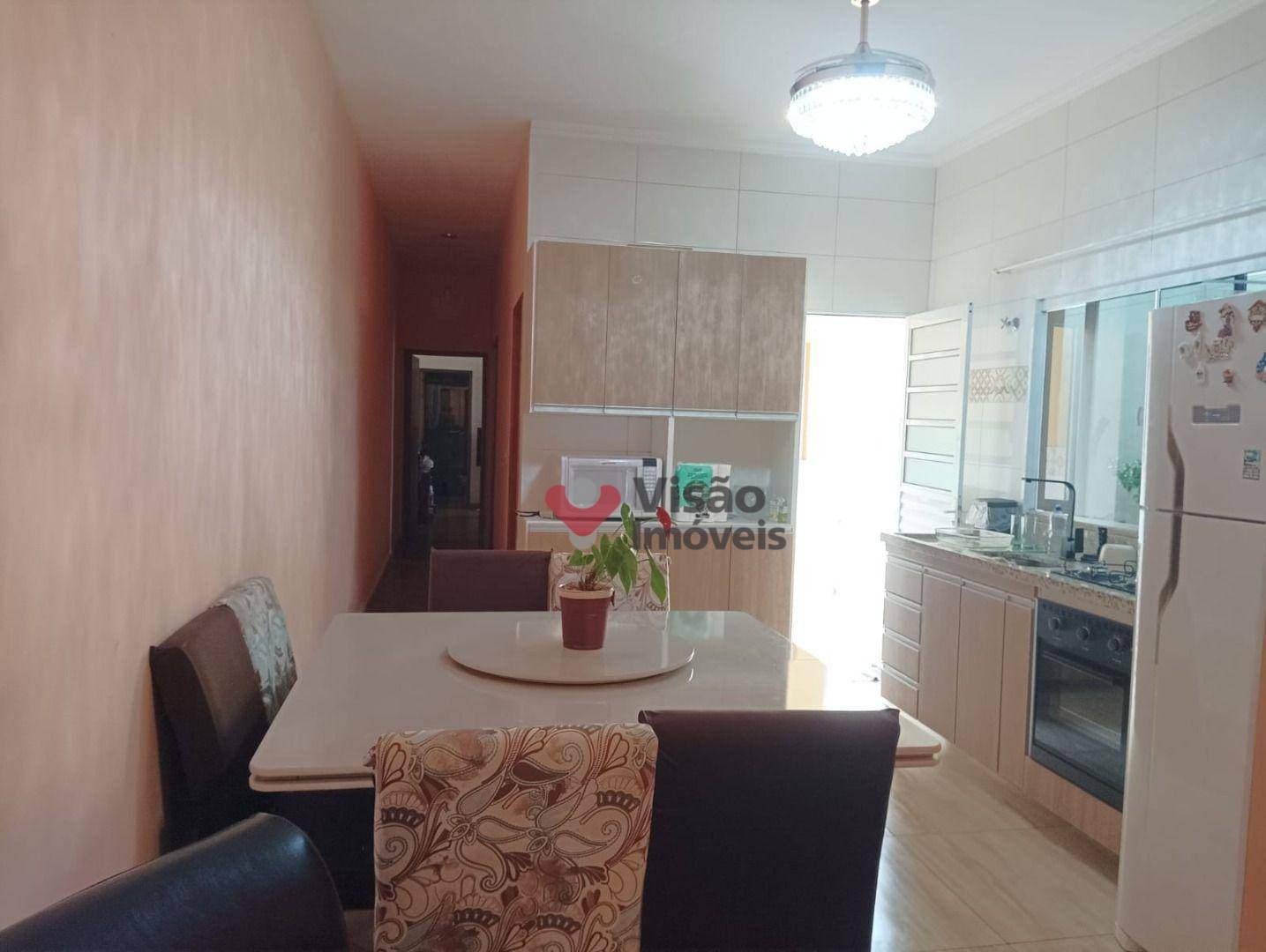 Casa à venda com 2 quartos, 68m² - Foto 5