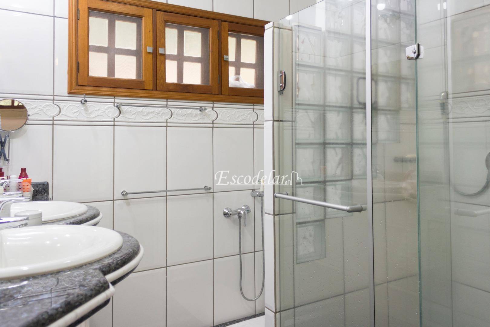 Casa de Condomínio à venda com 3 quartos, 400m² - Foto 17