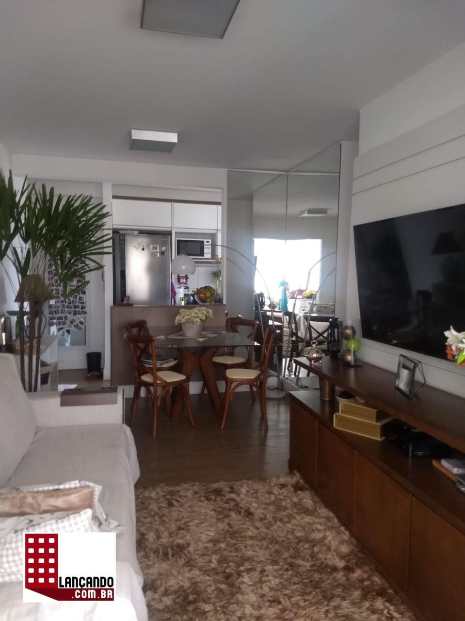 Apartamento à venda com 2 quartos, 63m² - Foto 1