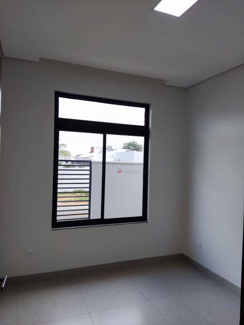 Casa à venda com 3 quartos, 140m² - Foto 22