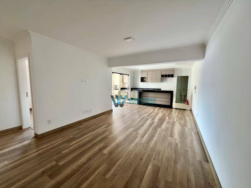 Apartamento à venda com 3 quartos, 194m² - Foto 23