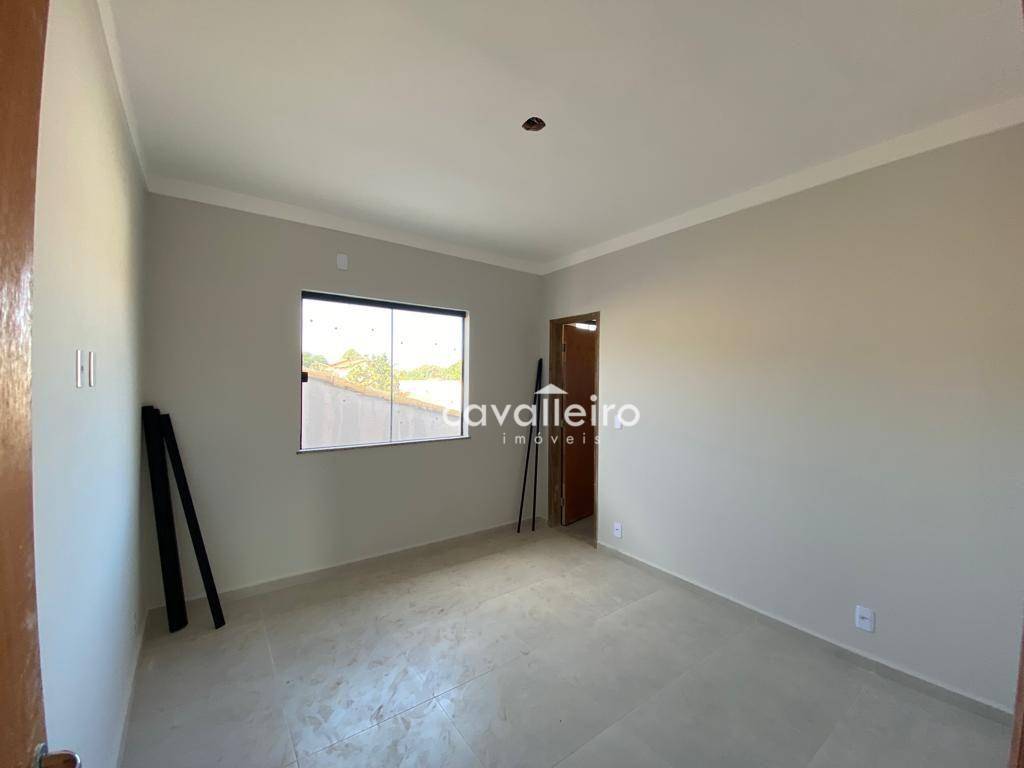 Casa à venda com 2 quartos, 83m² - Foto 12