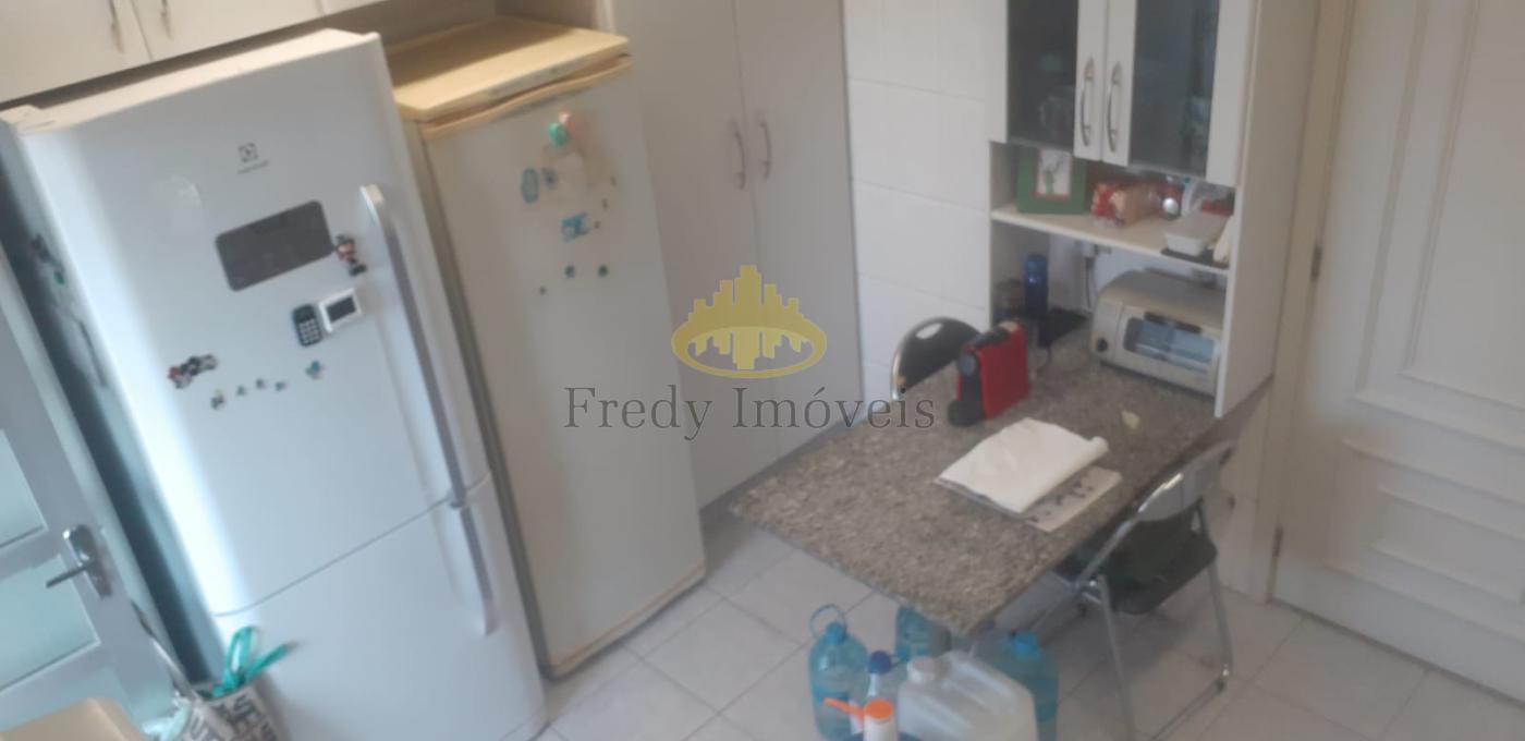 Apartamento à venda com 3 quartos, 122m² - Foto 34