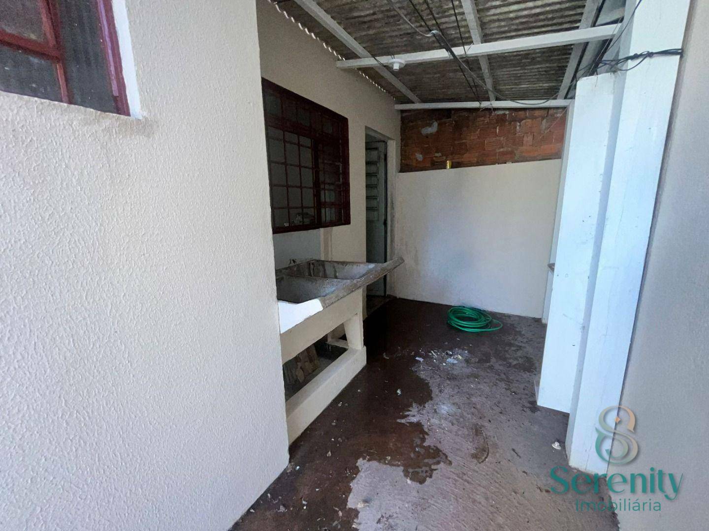 Casa à venda com 2 quartos, 60m² - Foto 7