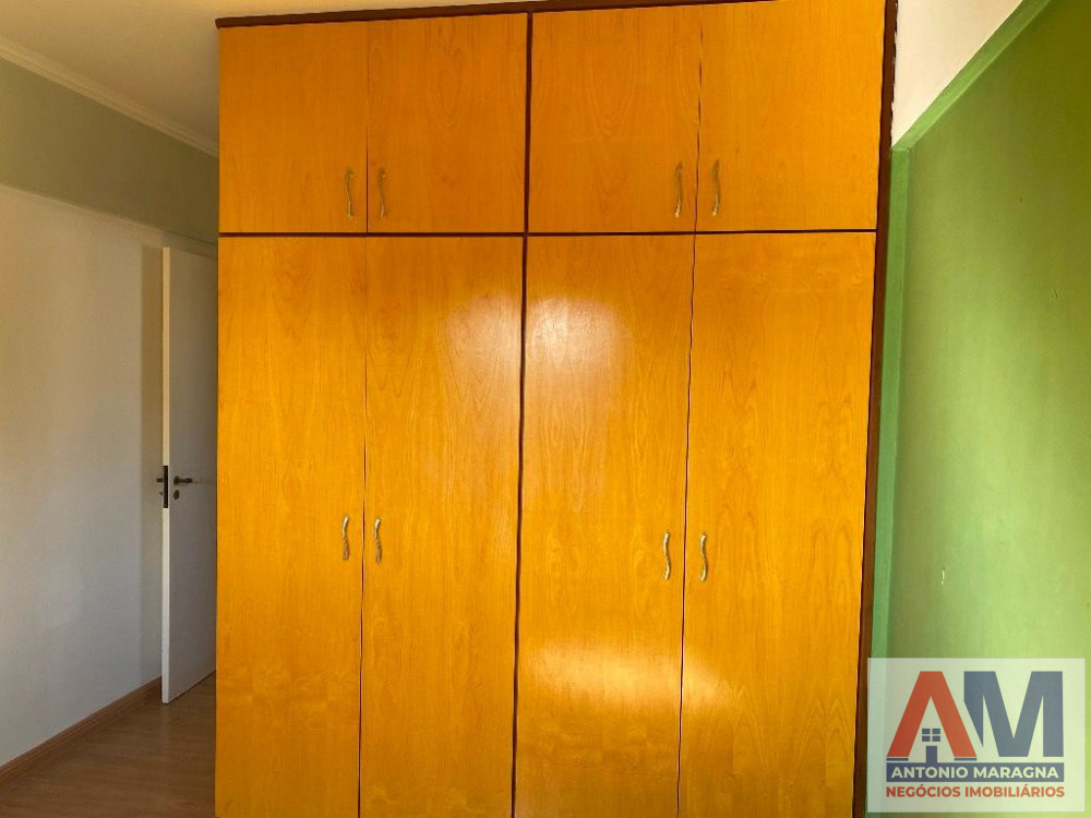 Apartamento à venda com 2 quartos, 69m² - Foto 2