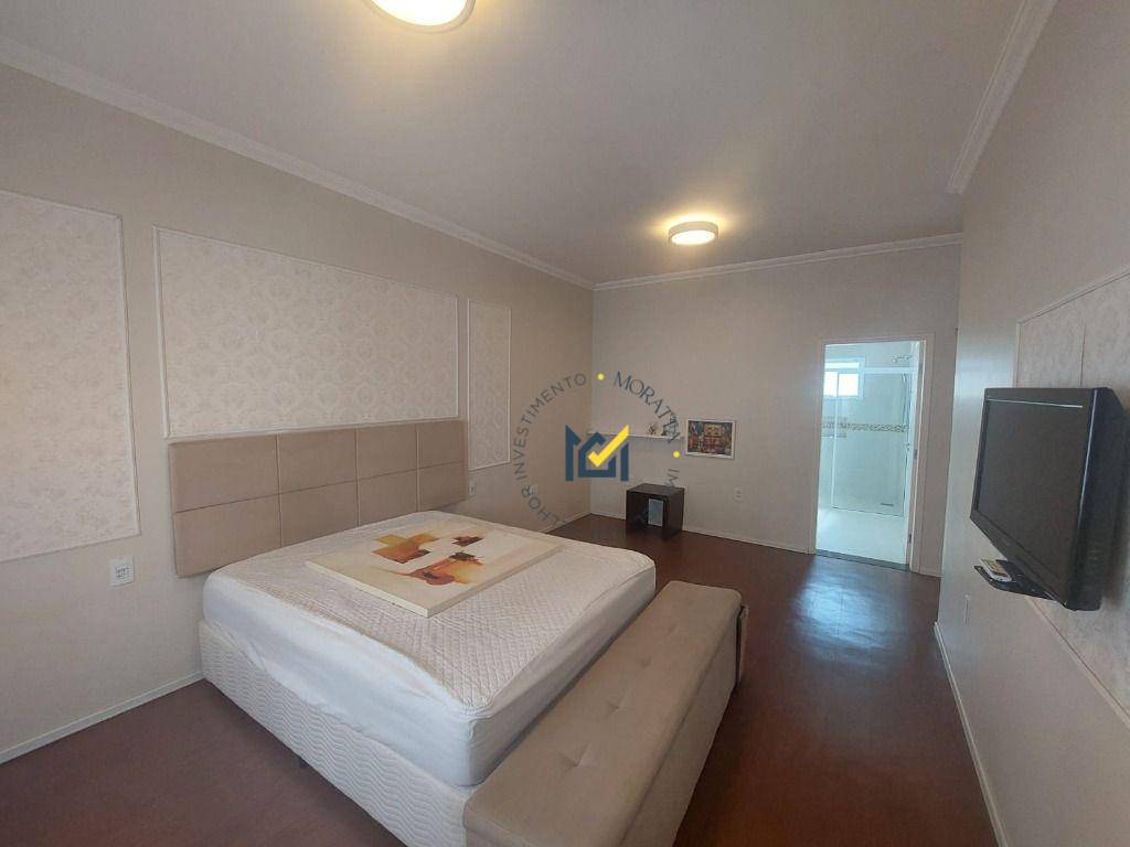 Casa de Condomínio para alugar com 4 quartos, 190m² - Foto 9