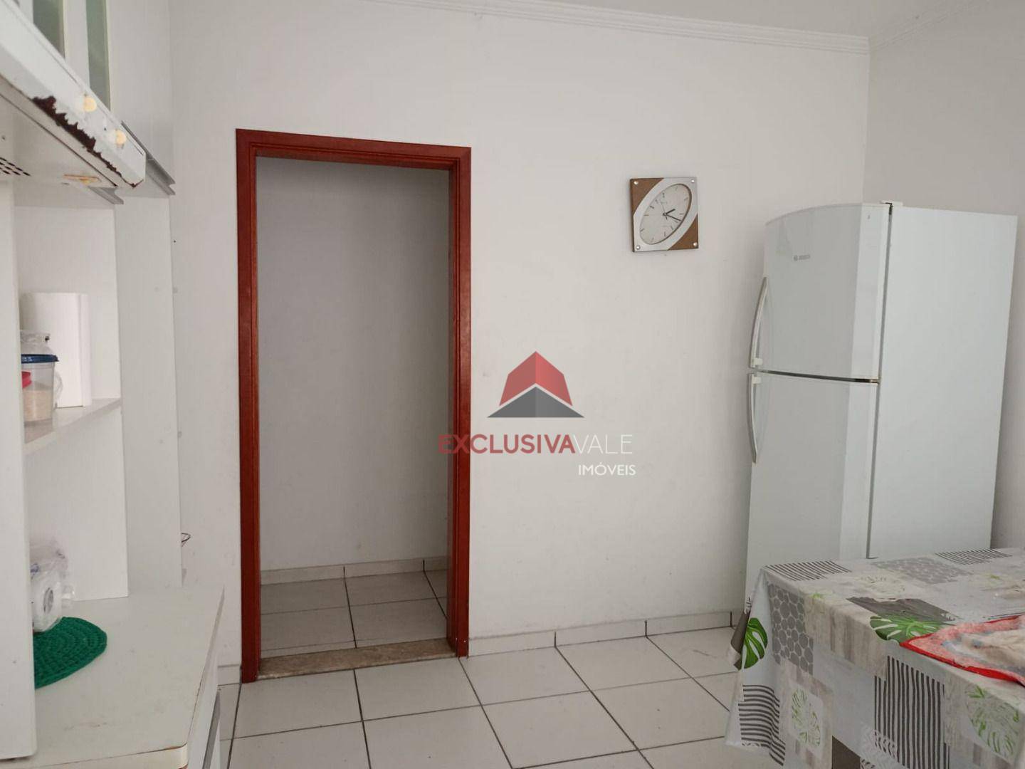 Casa à venda com 4 quartos, 120m² - Foto 19