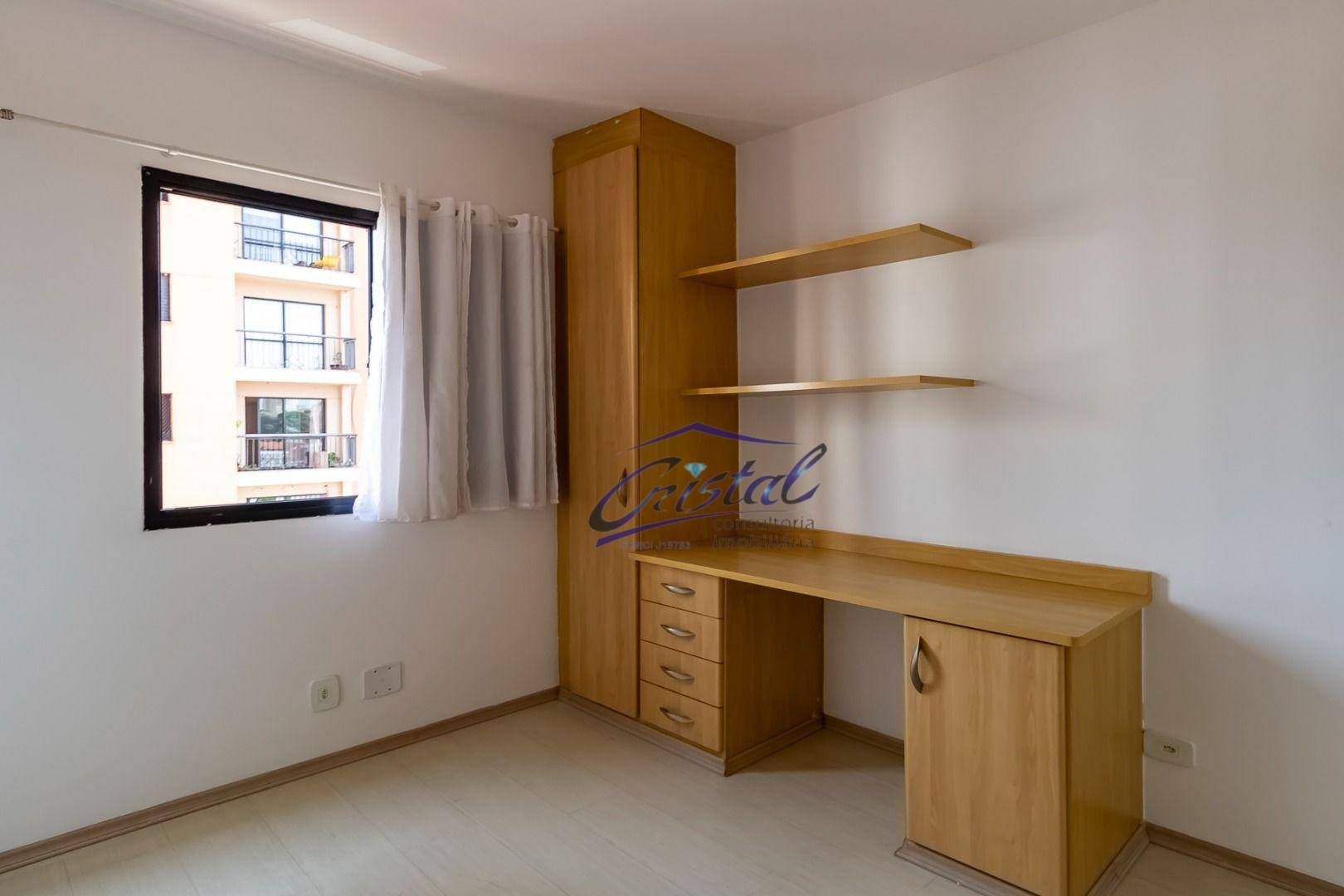 Apartamento à venda com 3 quartos, 76m² - Foto 18