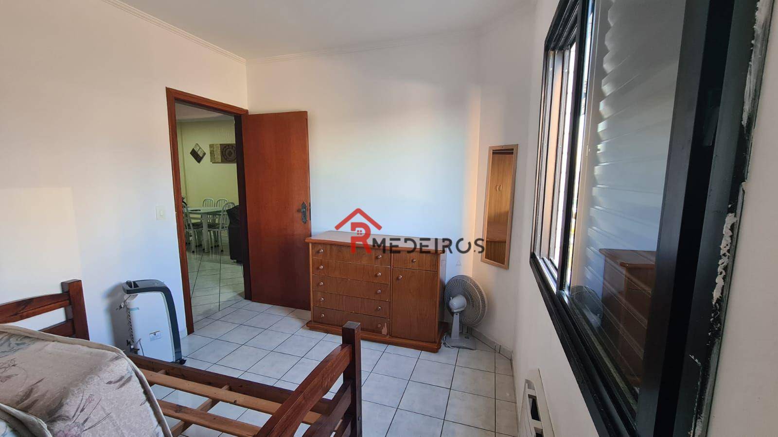 Apartamento à venda com 2 quartos, 75m² - Foto 10