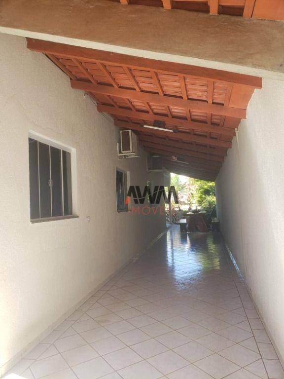 Casa, 3 quartos, 157 m² - Foto 4