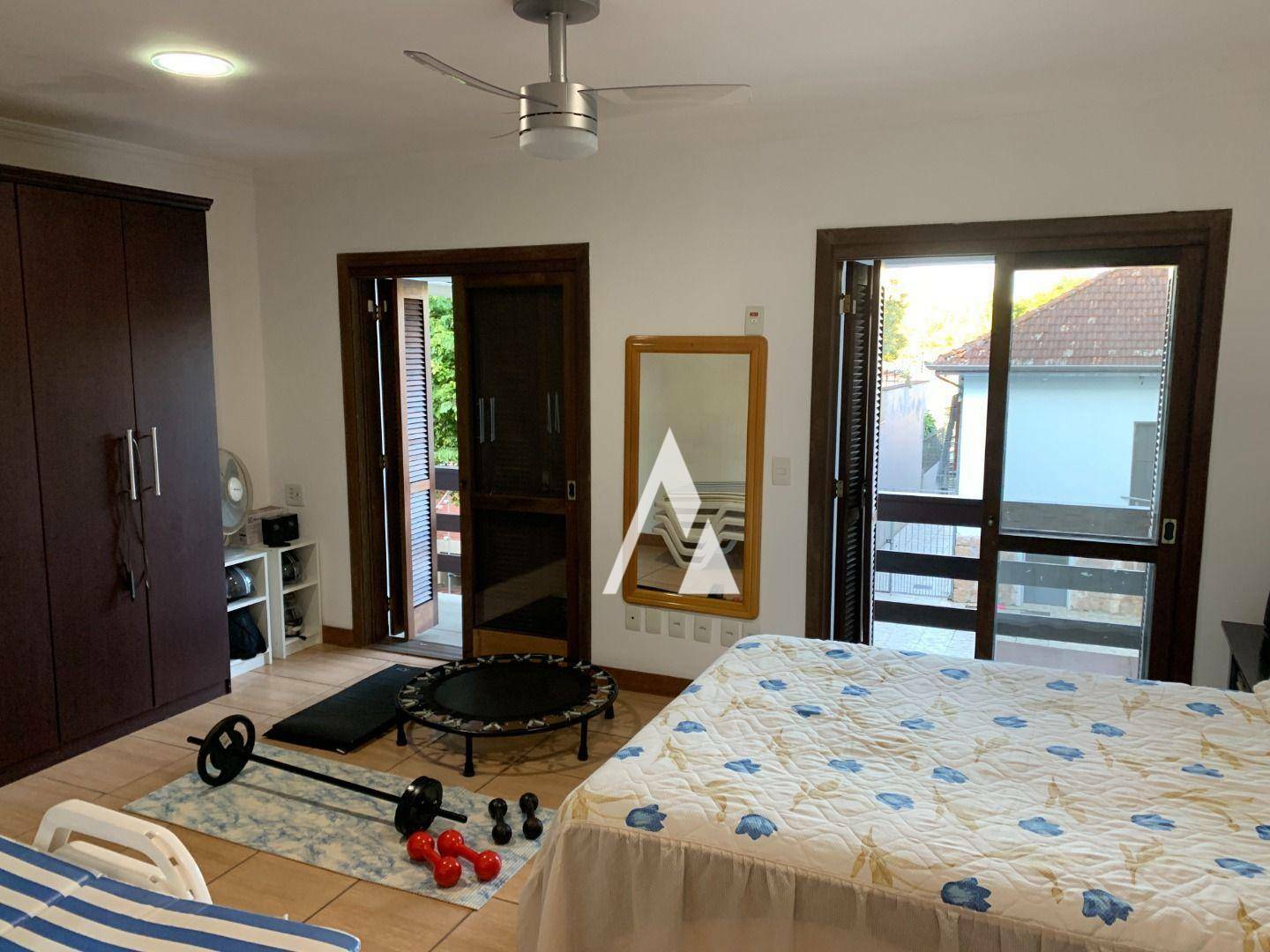 Casa à venda com 5 quartos, 396m² - Foto 30