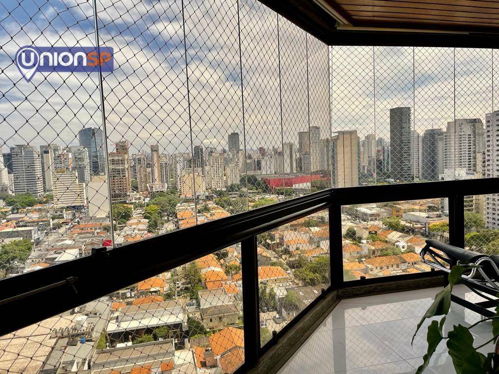 Apartamento à venda com 3 quartos, 151m² - Foto 3