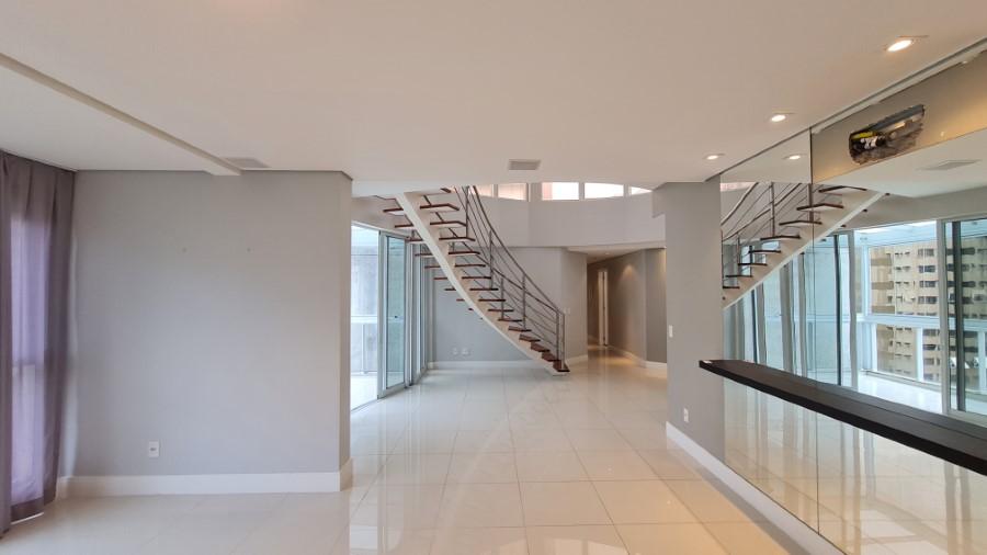 Cobertura para alugar com 4 quartos, 324m² - Foto 2