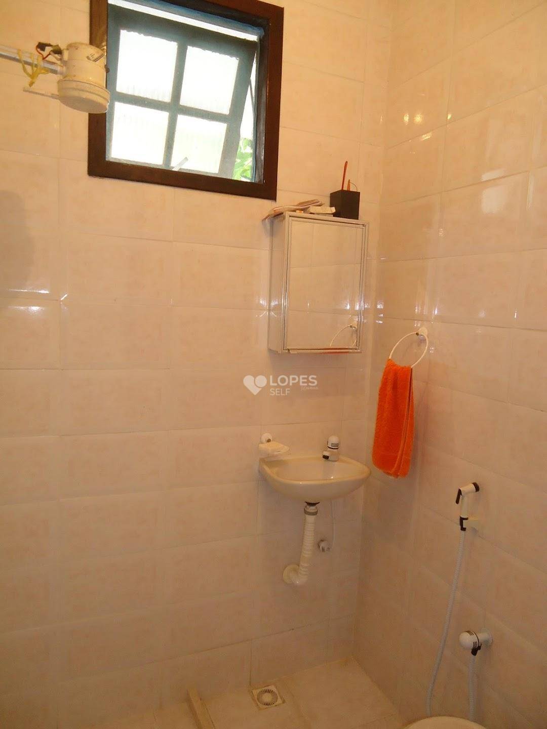 Casa à venda com 6 quartos, 300m² - Foto 59