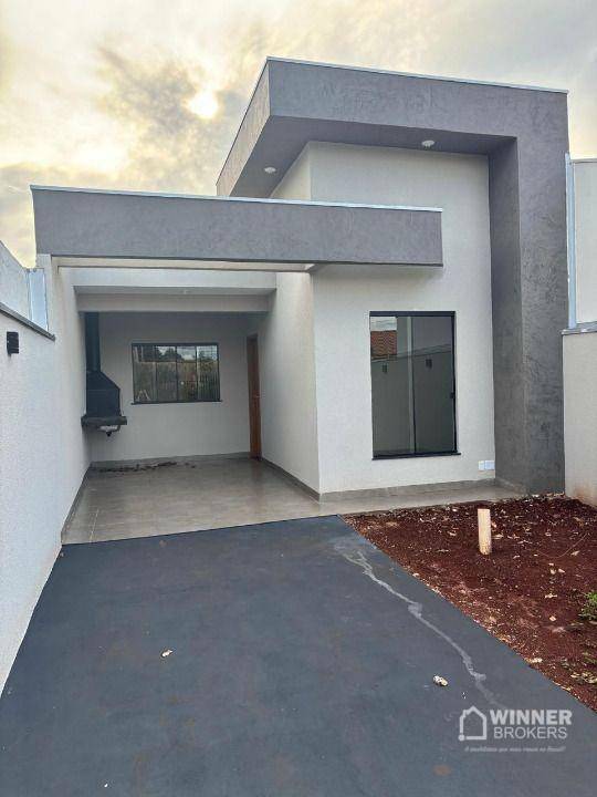 Casa à venda com 3 quartos, 70m² - Foto 1