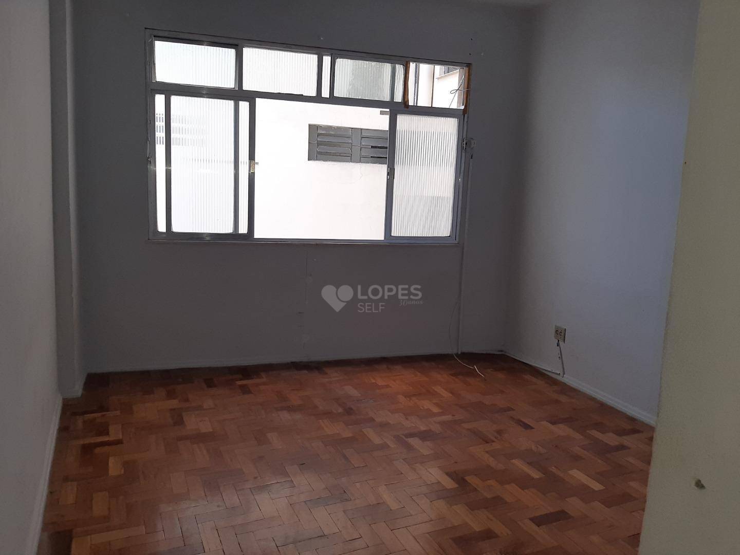 Kitnet e Studio à venda com 1 quarto, 27m² - Foto 1