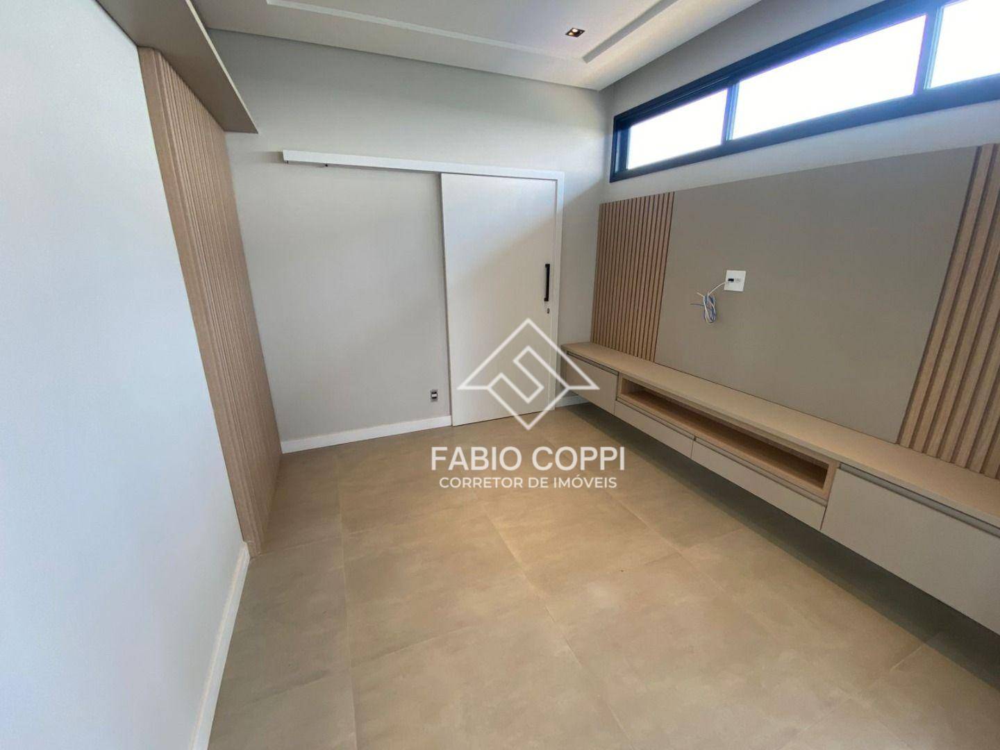 Casa de Condomínio à venda com 3 quartos, 250m² - Foto 12