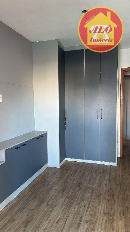 Apartamento à venda com 2 quartos, 74m² - Foto 2