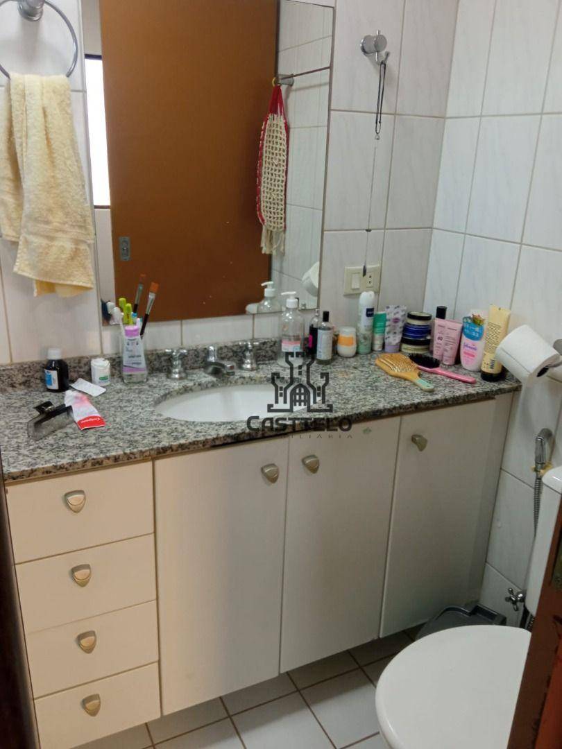 Apartamento à venda com 1 quarto, 37m² - Foto 13