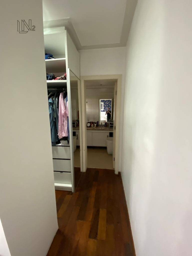 Apartamento à venda com 4 quartos, 145m² - Foto 20