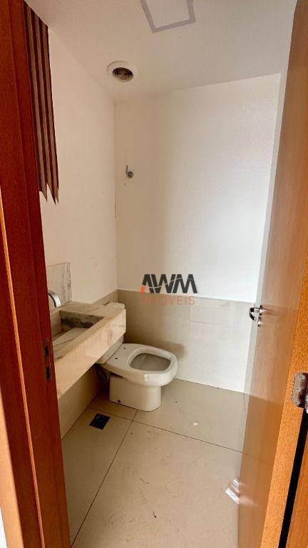 Apartamento para alugar com 3 quartos, 141m² - Foto 4