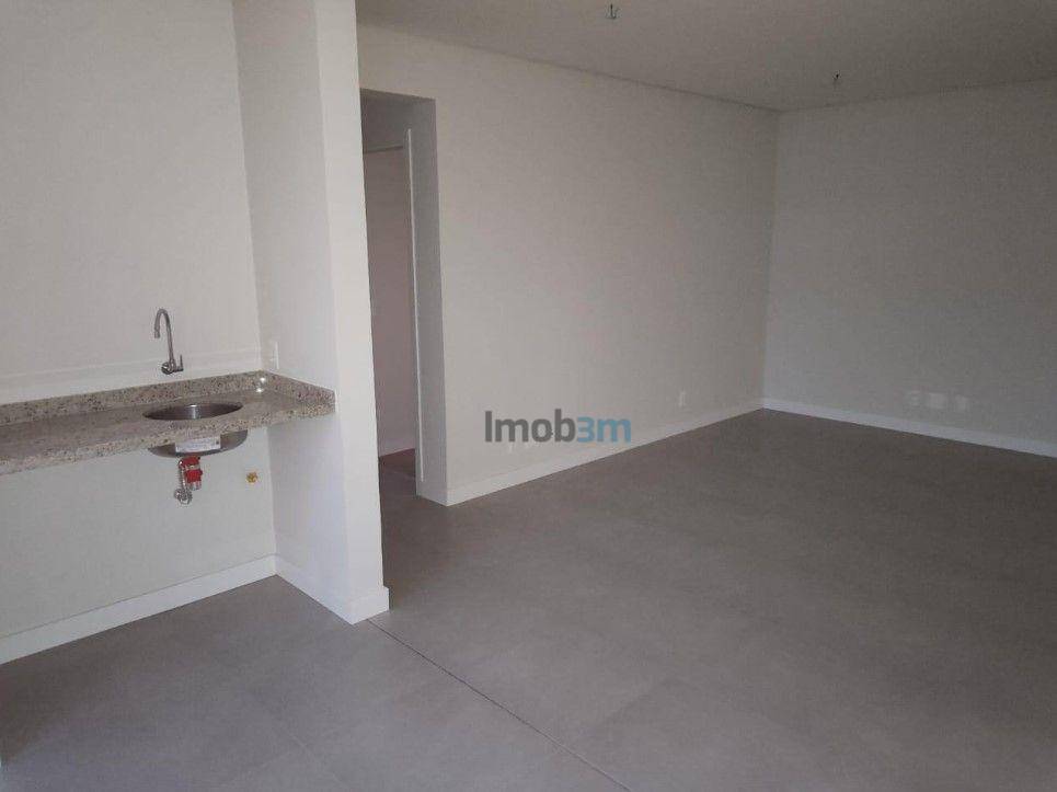 Apartamento à venda com 2 quartos, 89m² - Foto 3