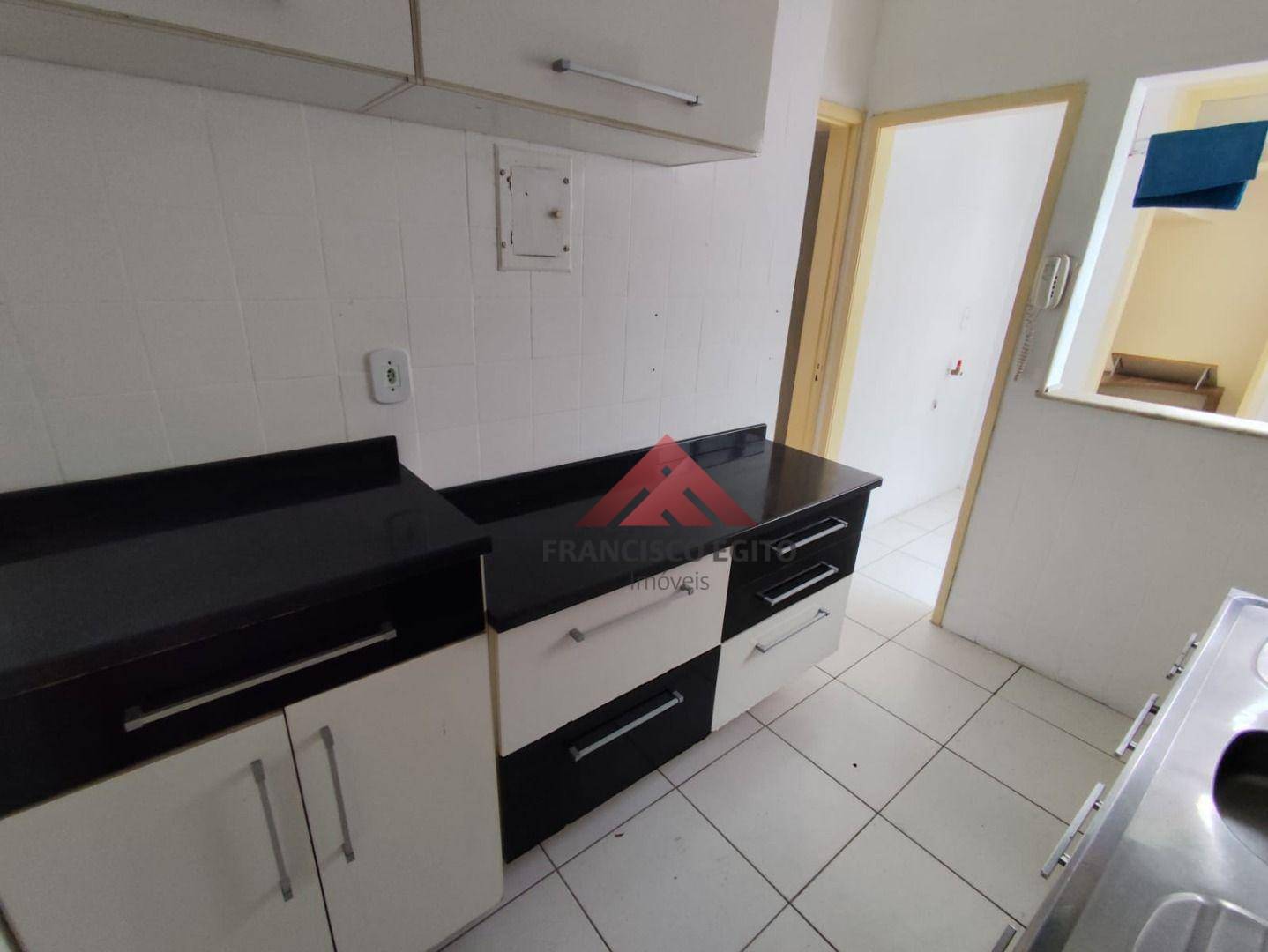 Apartamento para alugar com 2 quartos, 70m² - Foto 7