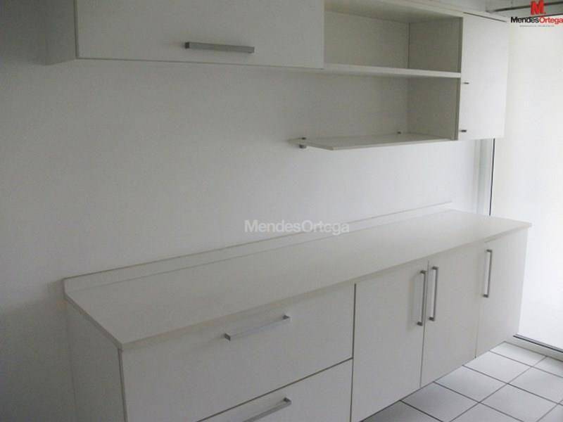 Apartamento à venda com 3 quartos, 140m² - Foto 8