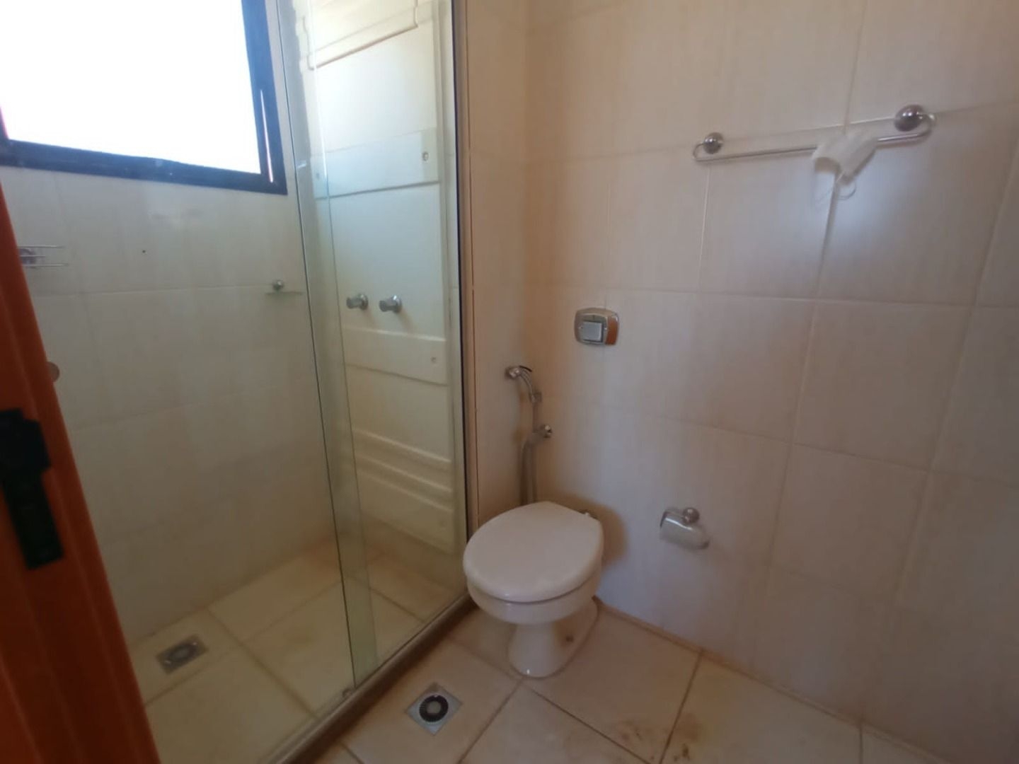 Apartamento para alugar com 3 quartos, 140m² - Foto 5