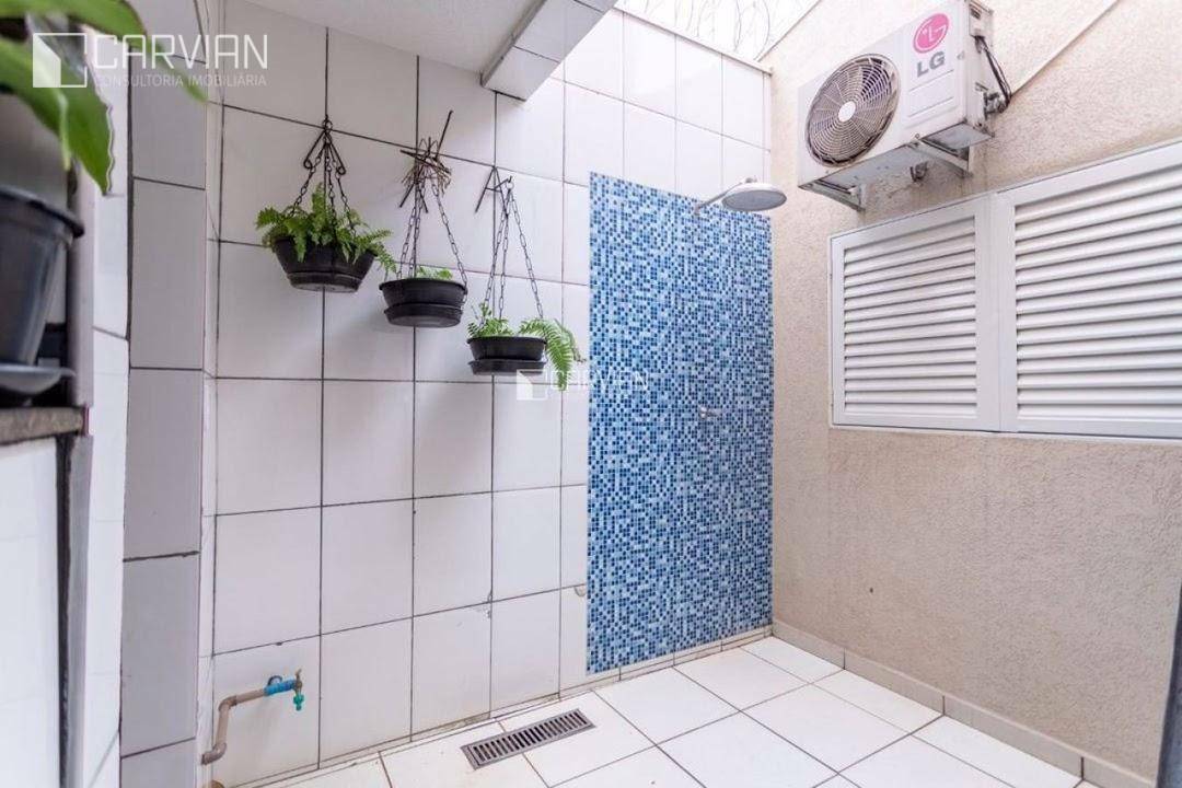 Casa à venda com 4 quartos, 155m² - Foto 28