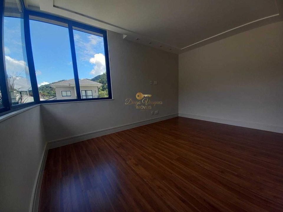 Casa de Condomínio à venda com 4 quartos, 476m² - Foto 19