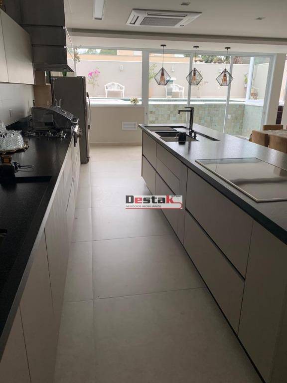 Sobrado à venda com 4 quartos, 741m² - Foto 5