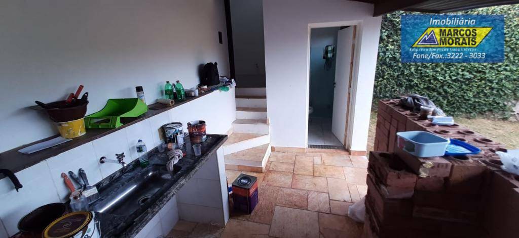 Casa à venda com 3 quartos, 380m² - Foto 18