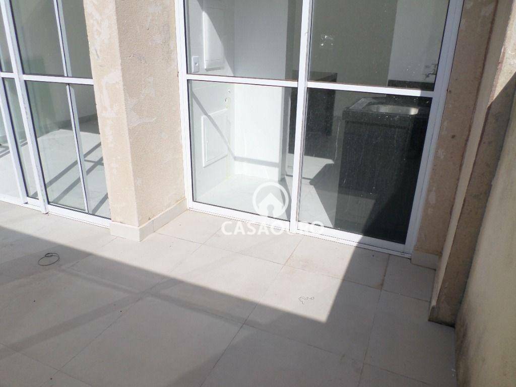 Apartamento à venda com 2 quartos, 105m² - Foto 2