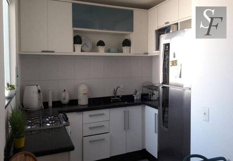 Apartamento para alugar com 3 quartos, 101m² - Foto 11