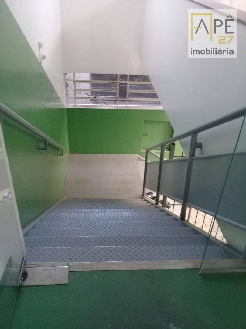 Prédio Inteiro para alugar, 750m² - Foto 30